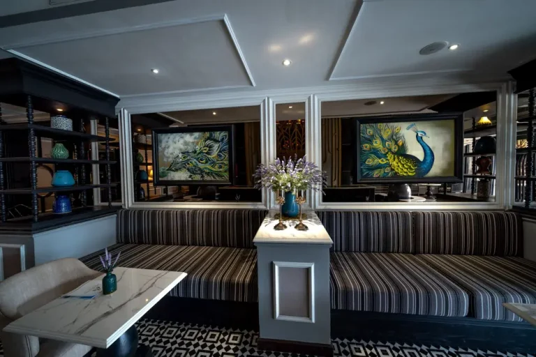 Elite Status via Card Cost - Hotel Elite Status via Card Cost Canada