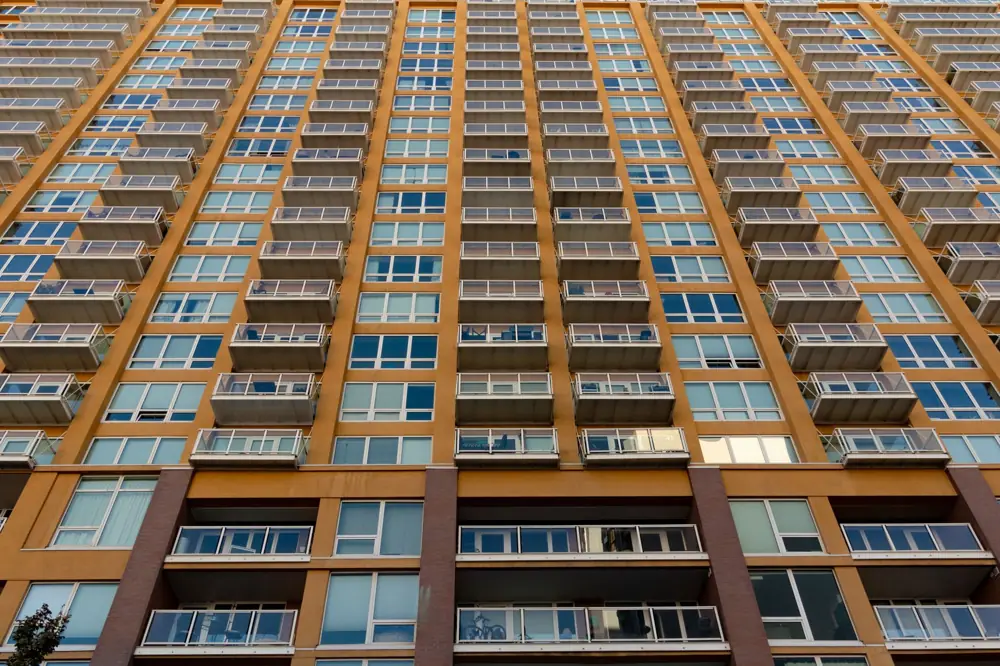 Monthly Airbnb vs Hotel